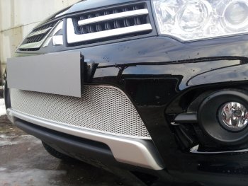 4 299 р. Защитная сетка в бампер (низ, ячейка 4х10 мм) Alfeco Премиум Mitsubishi Pajero Sport 3 PB рестайлинг (2013-2017) (Хром). Увеличить фотографию 3