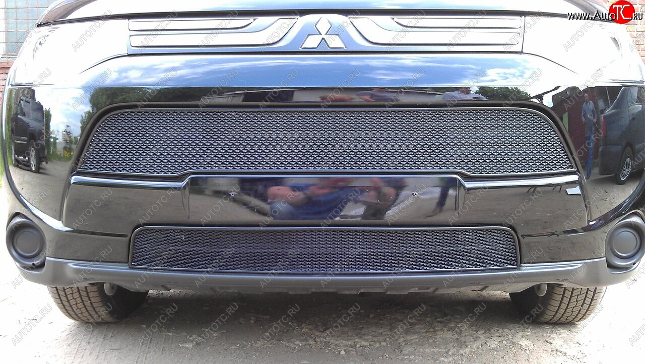 3 679 р. Защитная сетка в бампер (низ, ячейка 3х7 мм) Alfeco Стандарт Mitsubishi Outlander GF дорестайлинг (2012-2014) (Чёрная)