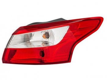 2 959 р. Правый фонарь задний (внешний) BodyParts  Ford Focus  3 (2011-2015). Увеличить фотографию 1