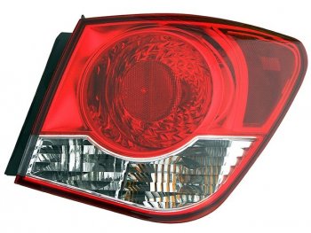 2 699 р. Правый фонарь задний (внешний) BodyParts  Chevrolet Cruze  седан (2009-2015). Увеличить фотографию 1