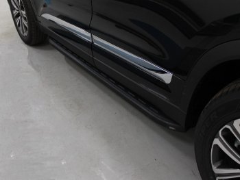 Пороги алюминиевые с пластиковой накладкой ТСС Тюнинг Chery (Черри) Tiggo 8 (Тиго)  (T18) (2019-2024) (T18) рестайлинг  (карбон черные)