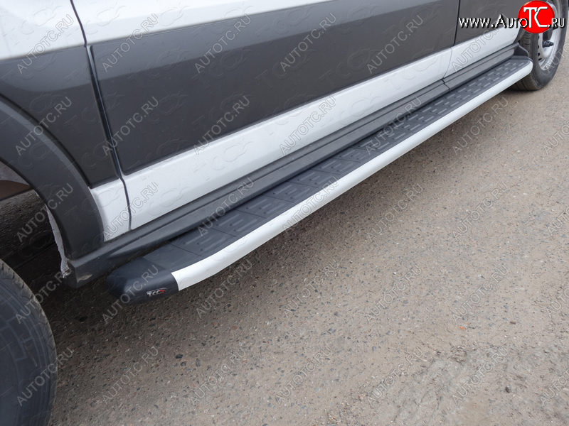 14 349 р. Правый порог алюминиевый с пластиковой накладкой ТСС Тюнинг  Ford Transit  4 (2014-2021) (серые)