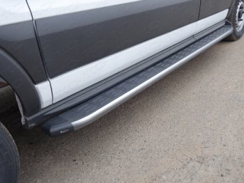 15 499 р. Порог алюминиевый с пластиковой накладкой, ТСС Тюнинг Ford Transit Connect (2013-2018) (серый). Увеличить фотографию 1