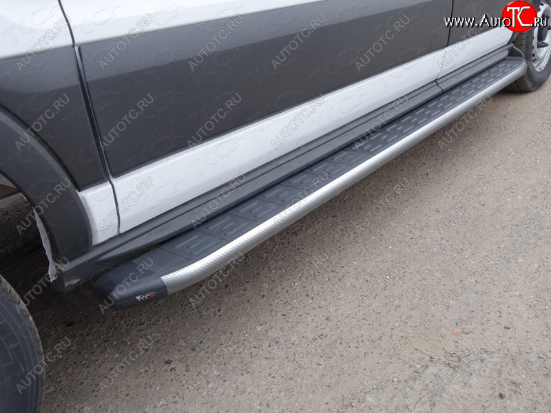 15 499 р. Порог алюминиевый с пластиковой накладкой, ТСС Тюнинг Ford Transit Connect (2013-2018) (серый)