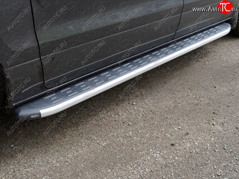 28 749 р. Пороги алюминиевые с пластиковой накладкой ТСС Тюнинг  Hyundai Starex/Grand Starex/H1  2 TQ (2014-2018) (серые)