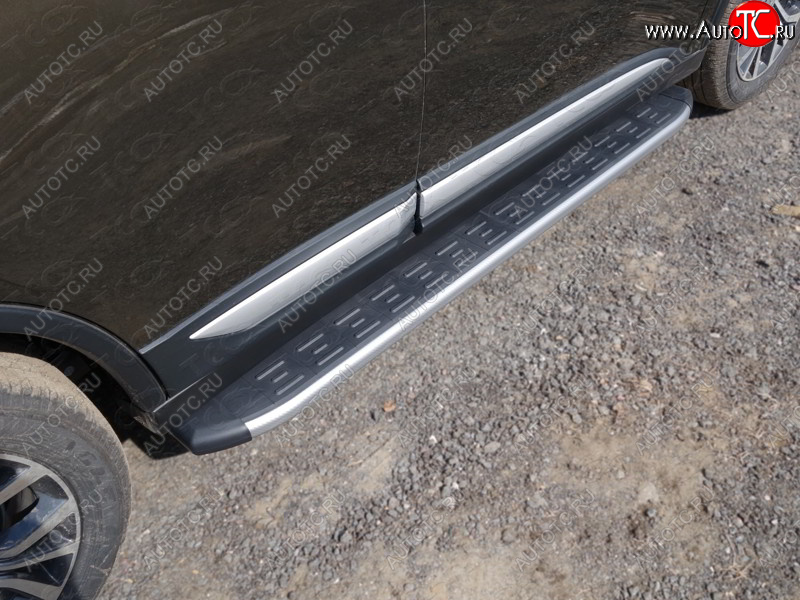 21 349 р. Пороги алюминиевые с пластиковой накладкой ТСС Тюнинг  Mitsubishi Outlander  GF (2015-2018) (карбон серебро)