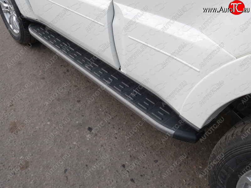 21 349 р. Пороги алюминиевые с пластиковой накладкой, ТСС Тюнинг  Mitsubishi Pajero  4 V90 (2014-2020) (карбон серые)