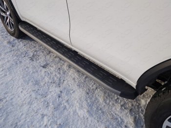 Пороги алюминиевые с пластиковой накладкой, ТСС Тюнинг Toyota Fortuner AN160 дорестайлинг (2015-2020)  (карбон серые)
