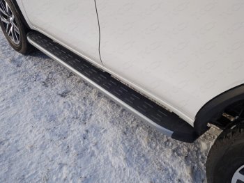 21 349 р. Пороги алюминиевые с пластиковой накладкой, ТСС Тюнинг  Toyota Fortuner  AN160 (2015-2020) (карбон серебро). Увеличить фотографию 1