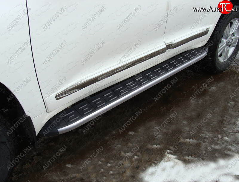 21 349 р. Пороги алюминиевые с пластиковой накладкой кроме EXECUTIVE, ТСС Тюнинг  Toyota Land Cruiser  200 (2015-2021) (карбон серые)