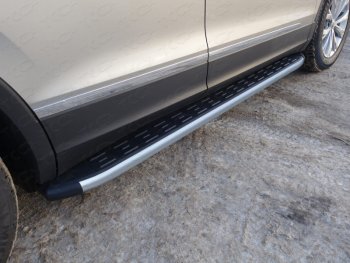 21 349 р. Пороги алюминиевые с пластиковой накладкой, ТСС Тюнинг  Volkswagen Tiguan  Mk2 (2016-2020) ( карбон серебро). Увеличить фотографию 1