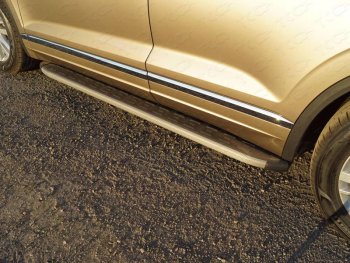 21 349 р. Пороги алюминиевые с пластиковой накладкой ТСС Тюнинг  Volkswagen Touareg  CR (2018-2024) (карбон серые). Увеличить фотографию 1