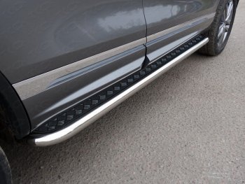 37 949 р. Пороги с площадкой 60,3 мм R-Line ТСС Тюнинг  Volkswagen Touareg  NF (2014-2018) (серые). Увеличить фотографию 1