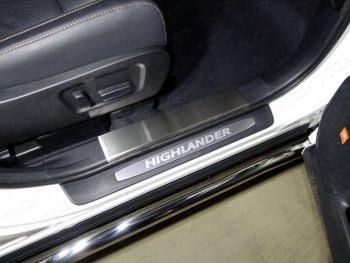 3 099 р. Накладки на пластиковы пороги, ТСС Тюнинг  Toyota Highlander  XU50 (2016-2020) (лист шлифованный). Увеличить фотографию 1