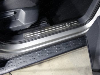 4 099 р. Накладки на пластиковые пороги, ТСС Тюнинг  Volkswagen Tiguan  Mk2 (2016-2020) (лист шлифованный логотип VW). Увеличить фотографию 1