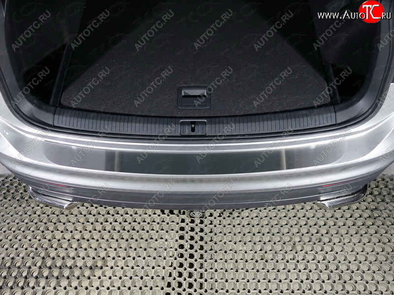 2 079 р. Накладка на задний бампер, ТСС Тюнинг  Volkswagen Tiguan  Mk2 (2016-2022) (Лист шлифованный)