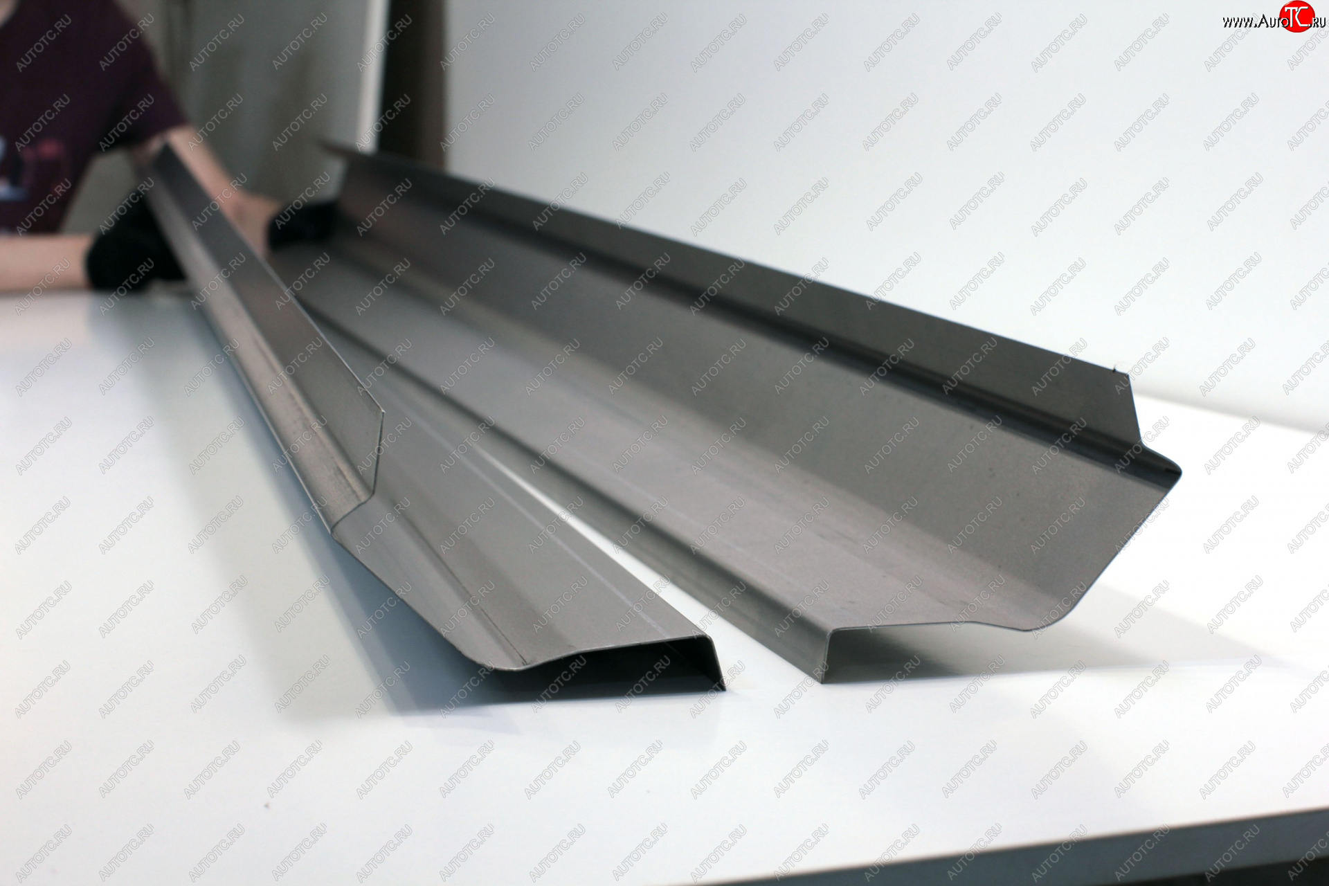 5 499 р. Комплект ремонтных порогов AUTOFERRUM  Ford Mondeo (2000-2007) (Оцинкованная сталь 1 мм.)