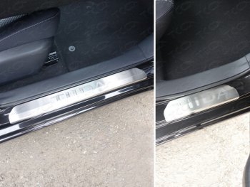 3 399 р. Накладки на пороги ТСС Тюнинг  Nissan Tiida  2 хэтчбек (2015-2016) (Лист шлифованный надпись Tiida). Увеличить фотографию 1