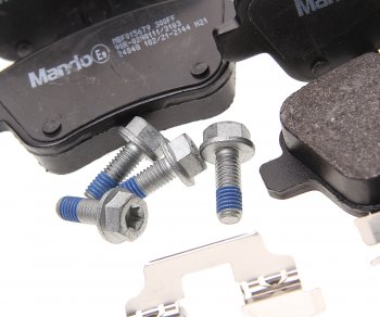 1 569 р. Колодки тормозные MERCEDES A (W176) (12-),B (W246) (11-) задние (4шт.) MANDO MANDO mbf015679 (mbf015679). Увеличить фотографию 2