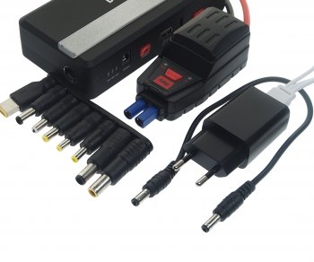 8 749 р. Устройство пусковое 12V 450A 12000мАч (power bank) FUBAG (drive 450 (46309)). Увеличить фотографию 4