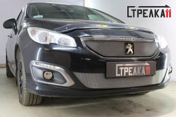 3 379 р. Защита радиатора (низ) Стрелка11 Стандарт Peugeot 408 рестайлинг (2015-2022) (черная). Увеличить фотографию 1