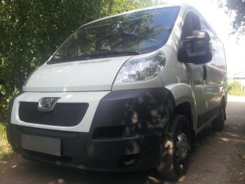 2 689 р. Защита радиатора (середина) Стрелка11 Стандарт  Peugeot Boxer  250 (2006-2014) (черная). Увеличить фотографию 2