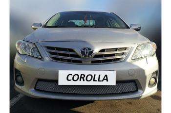 2 499 р.  Защита радиатора Стрелка11 Стандарт Toyota Corolla E140 седан рестайлинг (2009-2013) (черная). Увеличить фотографию 2