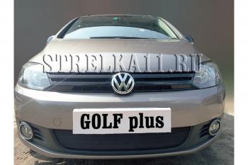 2 499 р. Защита радиатора Стрелка11 Стандарт  Volkswagen Golf Plus  6 (2009-2014) (черная). Увеличить фотографию 1