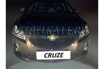 599 р. Зимняя заглушка решетки радиатора (верх) Стрелка11 Chevrolet Cruze J300 седан рестайлинг (2012-2015) (черная). Увеличить фотографию 1