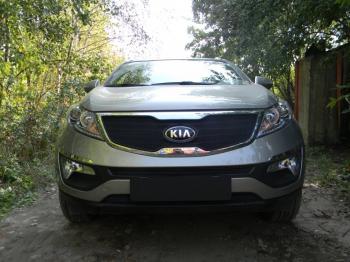 599 р. Зимняя заглушка решетки радиатора (верх) Стрелка11   KIA Sportage  3 SL (2010-2014) дорестайлинг (черная). Увеличить фотографию 2