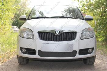 599 р. Зимняя заглушка решетки радиатора (низ) Стрелка11  Skoda Fabia  Mk2 (2007-2010) универсал дорестайлинг, хэтчбэк дорестайлинг (черная). Увеличить фотографию 1