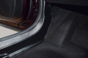 3 699 р. Накладки на ковролин пола Petroil Tuning Renault Arkana (2019-2024). Увеличить фотографию 5