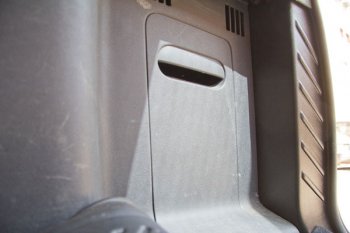 1 369 р. Внутренняя облицовка задних фонарей Артформ Renault Duster HS дорестайлинг (2010-2015). Увеличить фотографию 2