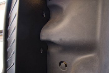 1 369 р. Внутренняя облицовка задних фонарей Артформ Renault Duster HS дорестайлинг (2010-2015). Увеличить фотографию 3