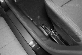2 249 р. Накладки на ковролин пола Petroil Tuning (передние боковые) Renault Duster HM (2020-2024) (Текстурная поверхность (шагрень)). Увеличить фотографию 6