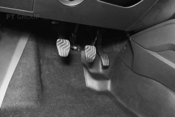 2 659 р. Накладки на ковролин пола Petroil Tuning (тоннельные передние) Renault Duster HM (2020-2024) (Текстурная поверхность (шагрень)). Увеличить фотографию 4