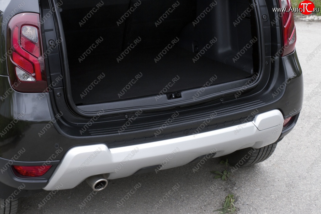 2 699 р. Защитная накладка на задний бампер RA Renault Duster HS дорестайлинг (2010-2015)