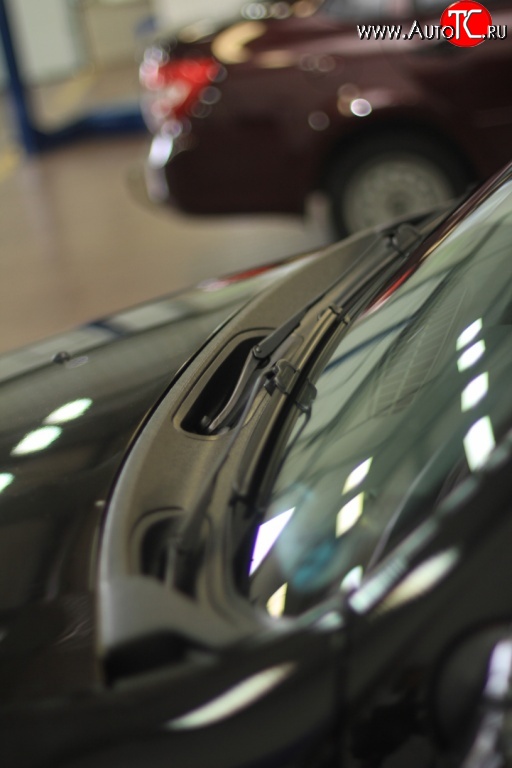 2 679 р. Обтекатель дворников на автомобиль Petroil Tuning  Renault Duster  HS (2010-2015) (Текстурная поверхность)