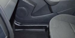 2 299 р. Накладки Kart RS на ковролин порожка сало (рестайлинг) Renault Duster HS рестайлинг (2015-2021). Увеличить фотографию 5