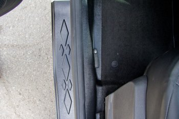 2 179 р. Накладки порогов в дверной проем Артформ (с надписью) Renault Kaptur дорестайлинг (2016-2020). Увеличить фотографию 4