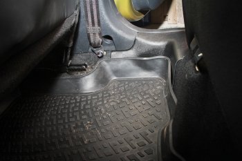 1 899 р. Накладки на ковролин АртФорм Renault Logan 2 дорестайлинг (2014-2018) (Задние). Увеличить фотографию 2