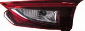 5 849 р. Правый фонарь задний (диодный, внутренний) DEPO Mazda 3/Axela BM рестайлинг, хэтчбэк (2016-2019). Увеличить фотографию 1