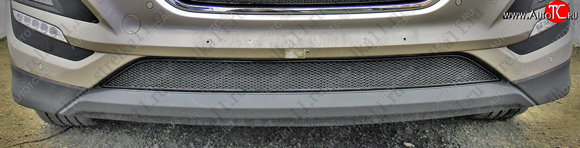 4 599 р. Защитная сетка радиатора в бампер (ячейка 4х10 мм, низ) Стрелка11 Премиум  Hyundai Tucson  3 TL (2015-2018) (черная)