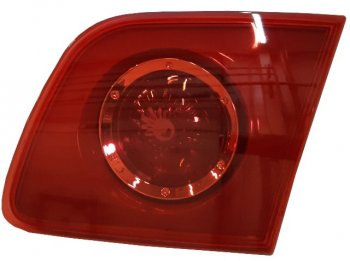 1 659 р. Правый фонарь задний (внутренний красный) BodyParts  Mazda 3/Axela  BK (2003-2009). Увеличить фотографию 1