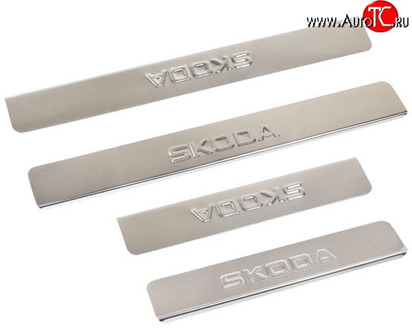 949 р. Накладки на порожки автомобиля M-VRS (нанесение надписи методом штамповки) Skoda Fabia Mk2 универсал дорестайлинг (2007-2010)
