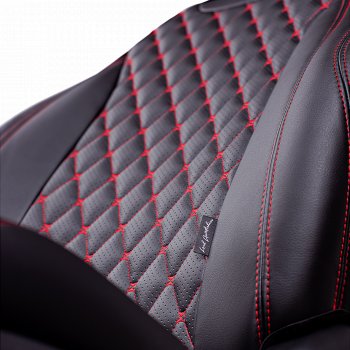 16 749 р. Чехлы для сидений Байрон (экокожа, 60/40, подлокотник, 3 Г-образных подголовника)  Skoda Rapid  NH3 (2012-2020), Volkswagen Polo  Mk6 (2020-2022) (Черный, вставка черная, строчка красная). Увеличить фотографию 3