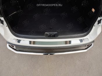 2 199 р. Накладка на задний бампер Russtal  Toyota Highlander  XU50 (2016-2020) (полированная нержавейка). Увеличить фотографию 3