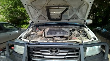 2 049 р. Упоры капота Russtal Toyota Hilux AN20,AN30  2-ой рестайлинг (2011-2016). Увеличить фотографию 1