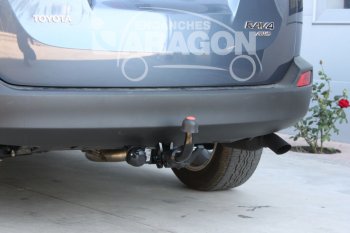 21 999 р. Фаркоп Aragon. (шар S) Toyota RAV4 XA40 5 дв. дорестайлинг (2012-2015). Увеличить фотографию 2