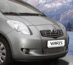 Декоративная вставка воздухозаборника Novline Toyota Yaris XP130 дорестайлинг5 дв. (2010-2014)